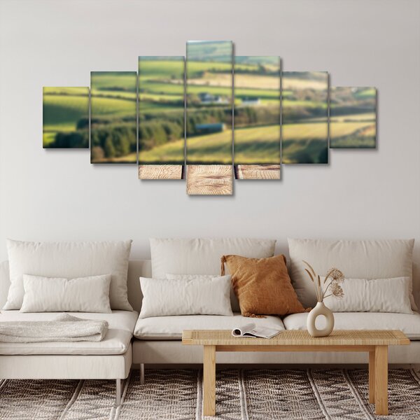 Obraz - Dřevěná police s krajinou (210x100 cm)