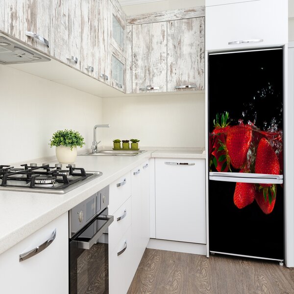 Nálepka na ledničku Jahody ve vodě FridgeStick-70x190-f-116674914