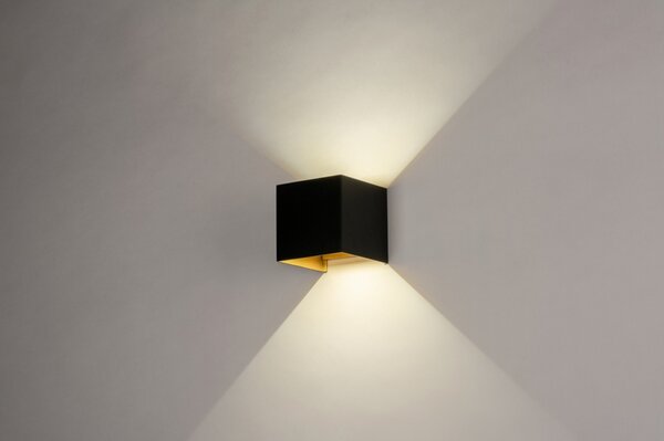 Nástěnné venkovní LED svítidlo Outdoor Grace Black and Gold (LMD)