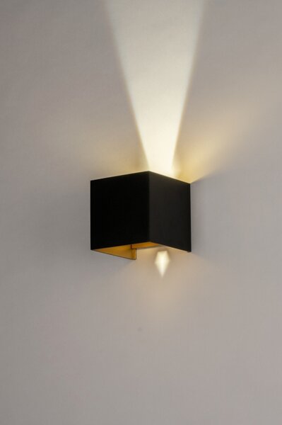 Nástěnné venkovní LED svítidlo Outdoor Grace Black and Gold (LMD)