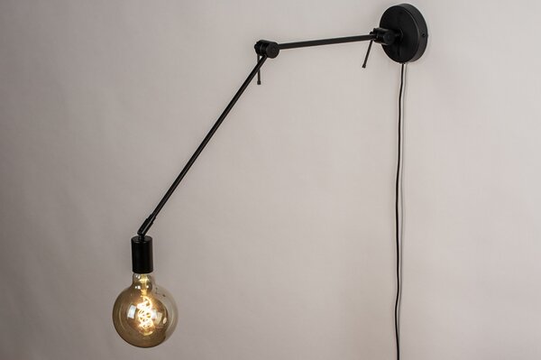 Nástěnné svítidlo s vypínačem Bulb Petite Wall (LMD)