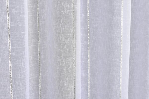 Záclona markizeta, Pruhy lurex stříbrný, bílá 150 cm