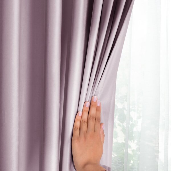 Světle růžový sametový dimout závěs 140x245 cm Eyelets – Restilo