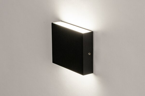 Nástěnné svítidlo Merre 36 Black IP54 (LMD)