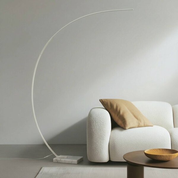 Lindby oblouková lampa LED Kendra, bílá, hliník, výška 180 cm, stmívatelný, Bílá / opál, Obývací pokoj / jídelna, kov, Moderní