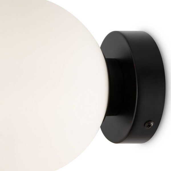 Maytoni Nástěnné světlo Basic form, černé, Ø 20 cm, Bílá / opál, Ložnice, kov, Moderní