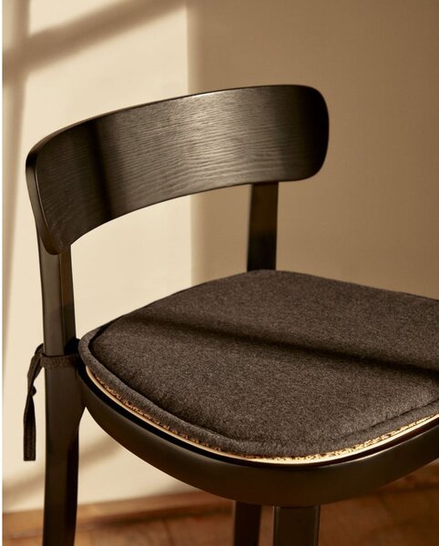 Podsedák z mikrovlákna 43x43 cm Romane – Kave Home