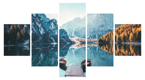Obraz - Lodě na jezeře Braies (125x70 cm)
