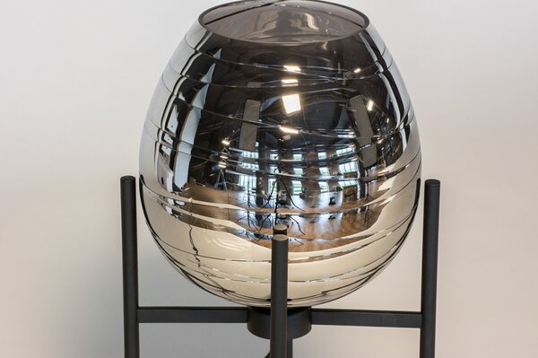 Stolní lampa Constantine (LMD)
