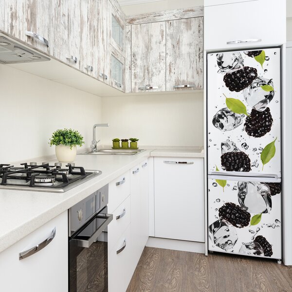 Nálepka na ledničku fototapeta Ostružiny a voda FridgeStick-70x190-f-52519211