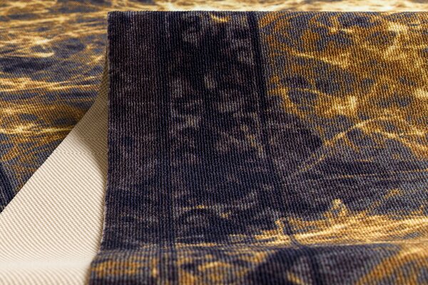 Associated Weavers Běhoun pogumovaný DIGITAL - ROMA Abstraktní zlatý Šíře: 65 cm