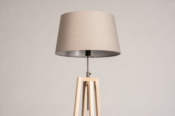 Stojací designová lampa Paola Taupe and Natur Wood (LMD)
