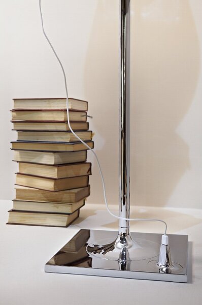 Flos F1011007 Bibliotheque Nationale, stojací lampa s difusorem ze světle hnědé látky, design Philippe Starck, 1x150W E27, 150cm