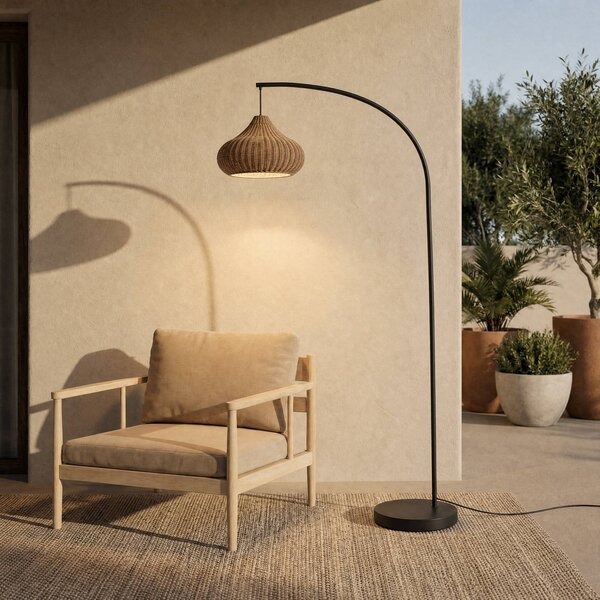 Lucande Venkovní stojací lampa Taniola, béžová, ratan, 195 cm, IP44, Světlé dřevo, Dřevo, Venkovský / rustikální, stojací lampa