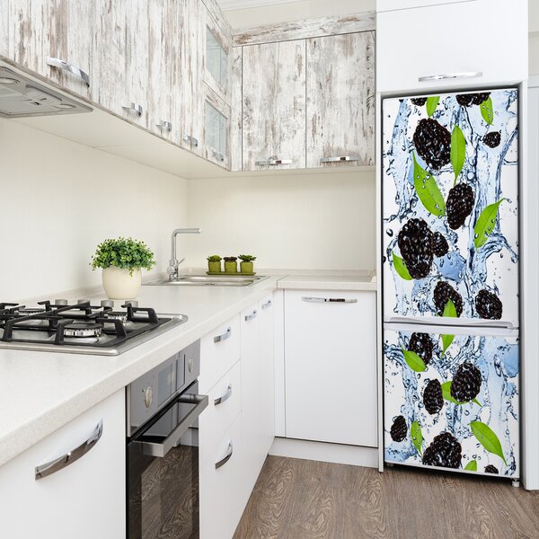 Nálepka na ledničku fototapeta Ostružiny a voda FridgeStick-70x190-f-38603033