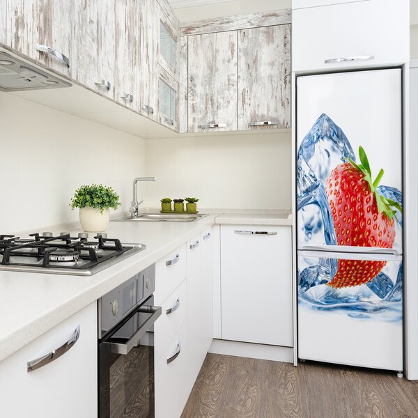 Nálepka na ledničku fototapeta Jahoda a led FridgeStick-70x190-f-62722634