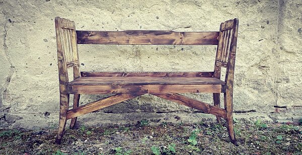 Stará Krása – Ruční výroba Selská lavice před dům – vchod s výraznou patinou