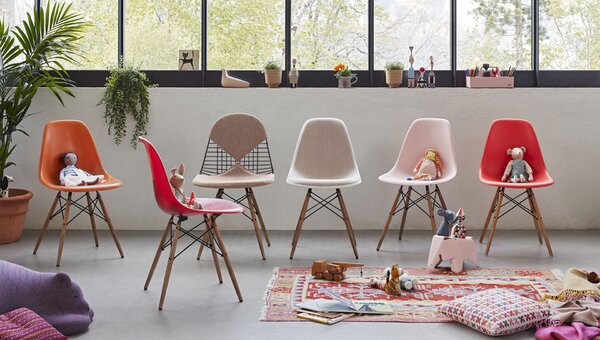 Vitra designové stoličky Eames Elephant Small