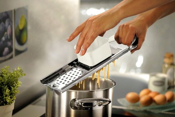 Struhadlo na Spätzle TRADIZIONE krátká spaetzle - GEFU