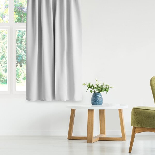Bílý dimout závěs 140x175 cm Kierra – Restilo