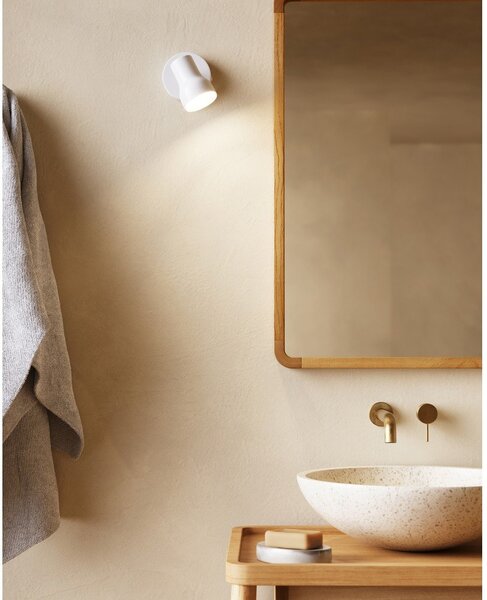Nástěnné zrcadlo s dřevěným rámem 45x70 cm Shamel – Kave Home