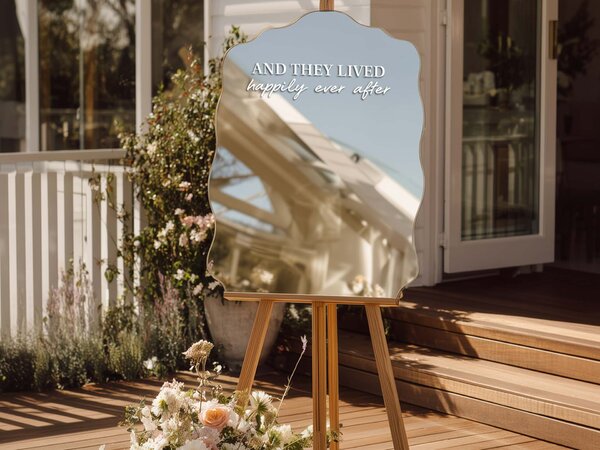 Samolepka na zrcadlo S14 – And they lived happily ever after