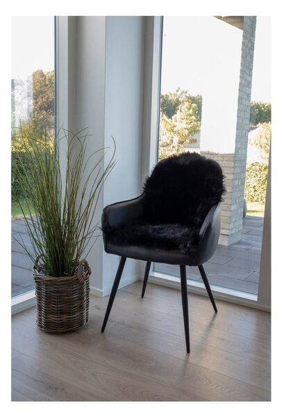 Černá syntetická kožešina 50x85 cm – House Nordic