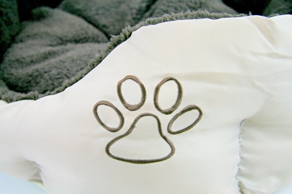 Akinu pelech nylon&fleece s tlapkou kulatý M 57x52 cm Barva: Béžová