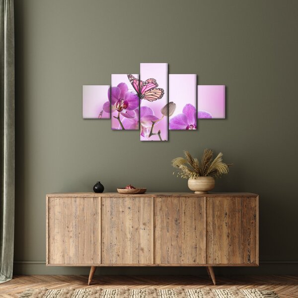 Obraz - Motýl na květech orchideje, lila (125x70 cm)