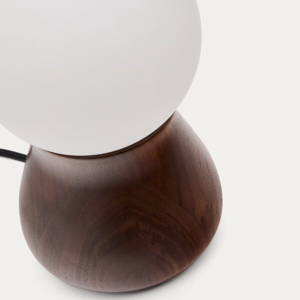 Ořechová stolní lampa Kave Home Okeni