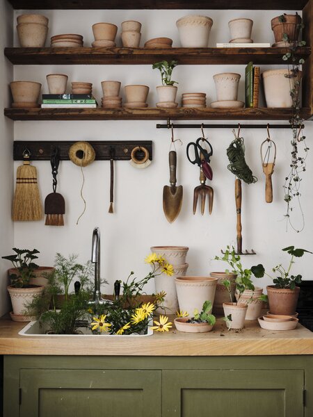 Bergs Potter Terakotový květináč Copenhagen Tall Rosa - 10 cm BP114
