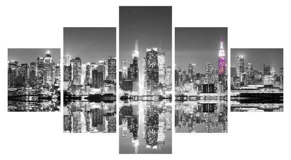 Obraz - New York a fialový mrakodrap (125x70 cm)