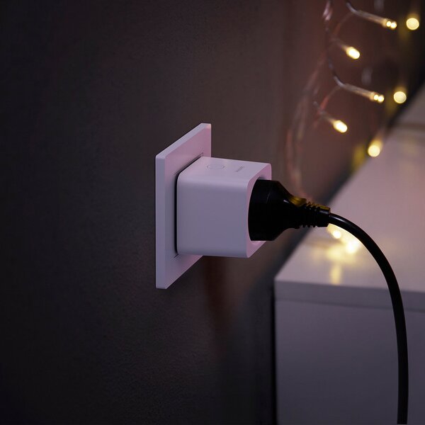 Hue Smart Plug chytrá zásuvka 220-240V IP20 bílá (CZ/SK)