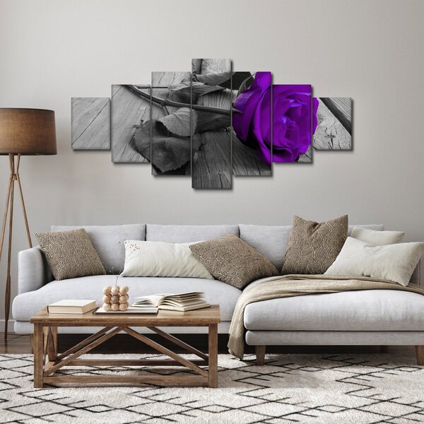 Obraz - Fialová růže se zeleným stonkem (210x100 cm)