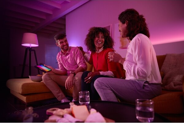 SADA 2x LED Stmívatelná žárovka Philips Hue White And Color Ambiance E27/9W/230V