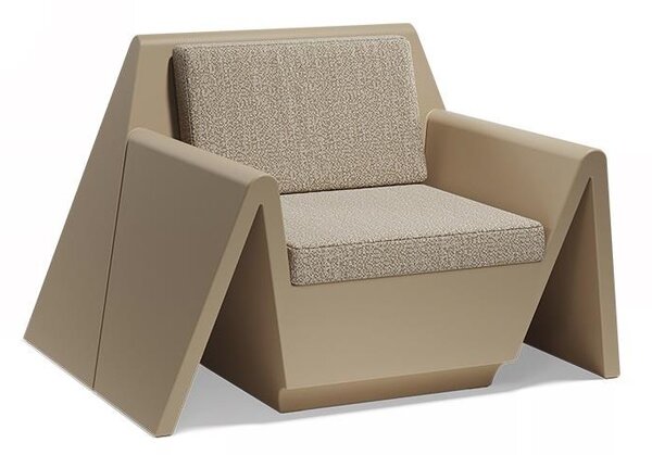 Vondom Nízké křeslo Rest, Vondom, 110x105x74 cm, matt polyethylen barva dle vzorníku, sedáky venkovní látka Group 1A a 1B barva dle vzorníku