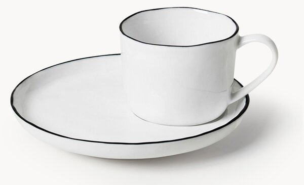 Ručně vyrobený porcelánový šálek na espresso's podšálkem Salt