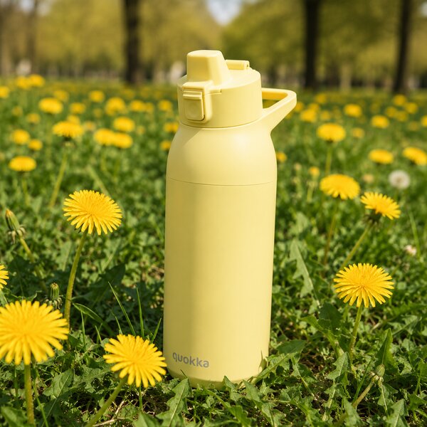 Nerezová sportovní láhev s pítkem Tide, 700ml, Quokka, světle žlutá