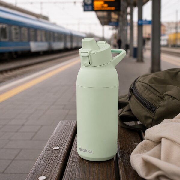 Nerezová sportovní láhev s pítkem Tide, 700ml, Quokka, světle zelená