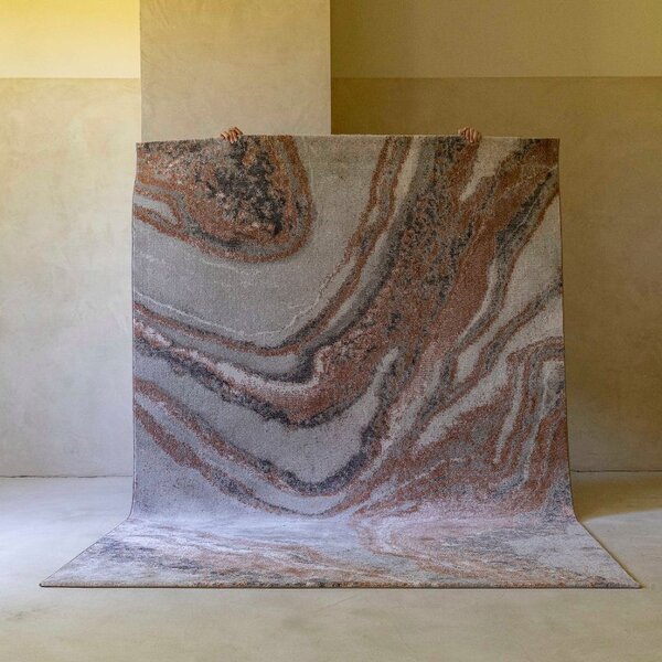 Šedo červený látkový koberec Zuiver Solar 160 x 230 cm