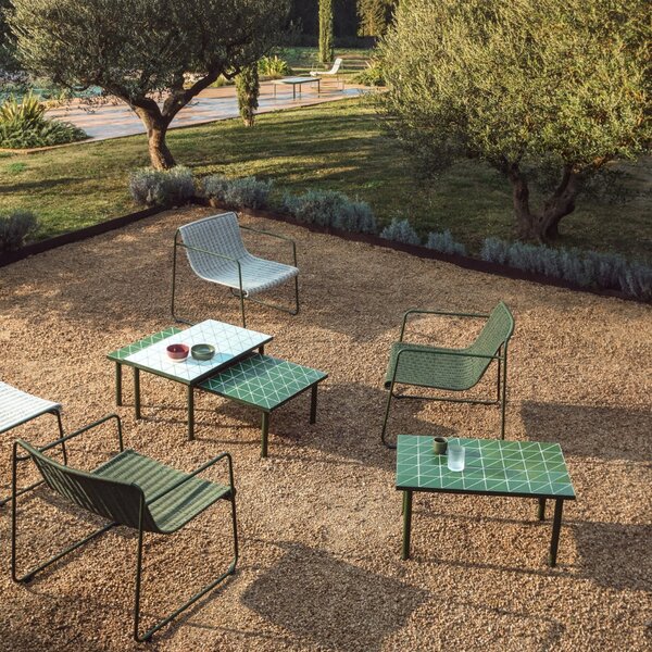 Kave Home Zelený zahradní stolek Maurina 122 x 61cm