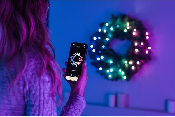 Twinkly GD20P4425P00 - LED RGB Stmívatelný vánoční věnec 50xLED pr. 60 cm Wi-Fi