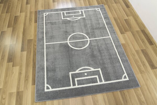 Makro Abra Dětský kusový koberec Lima 6333B Fotbalové hřiště šedý Rozměr: 120x170 cm