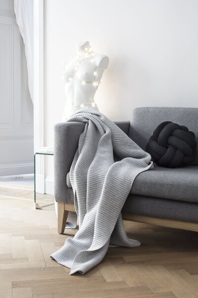 Design House Stockholm 1098-1000 Deka Pleece 140 x 160 cm, černá