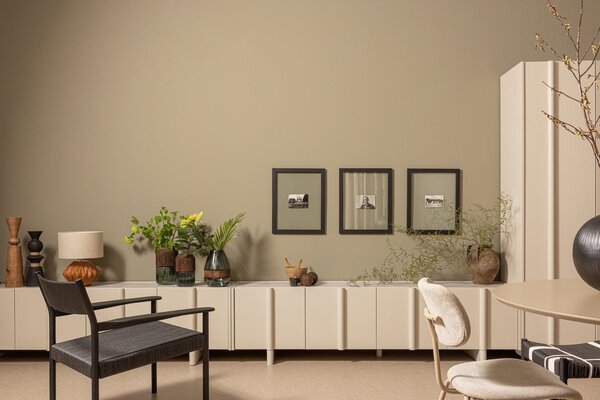 WOOOD Světle šedá dřevěná skříň Basu 210 x 101 cm