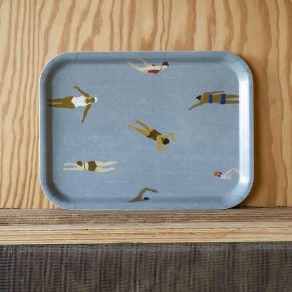 Tác Swimmers 27 × 20 cm