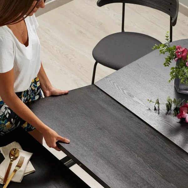 Kave Home Černý jasanový rozkládací stůl Milian 140-220x90 cm