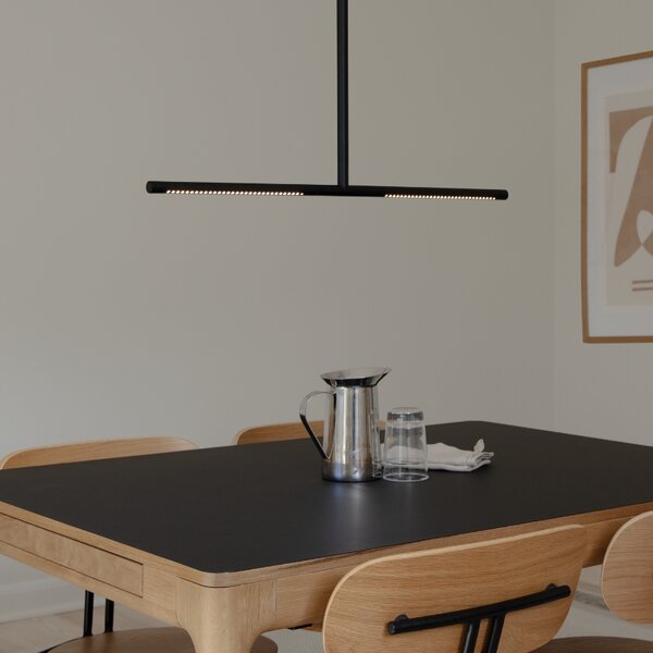 Umage Černé kovové závěsné LED světlo Omni 74 cm