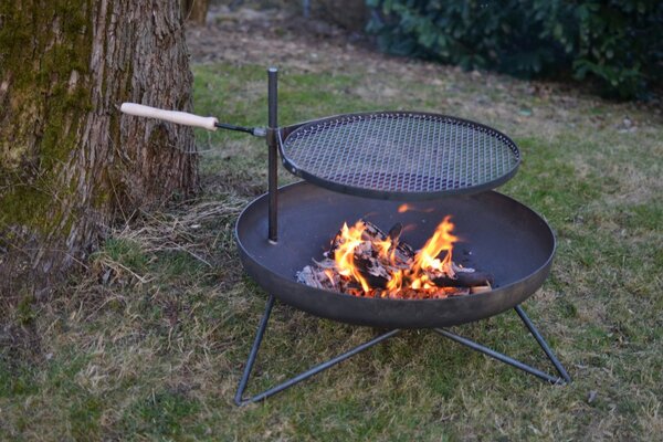 Přenosné ohniště Ø 60 cm s grilovacím roštem V