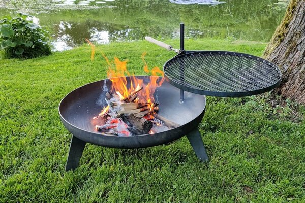 Přenosné ohniště Ø 60 cm s grilovacím roštem P